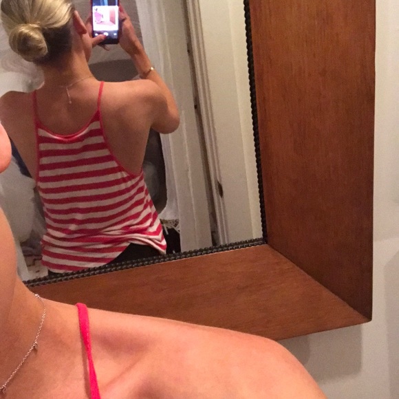 red and white striped tank top - Picture 4 of 4